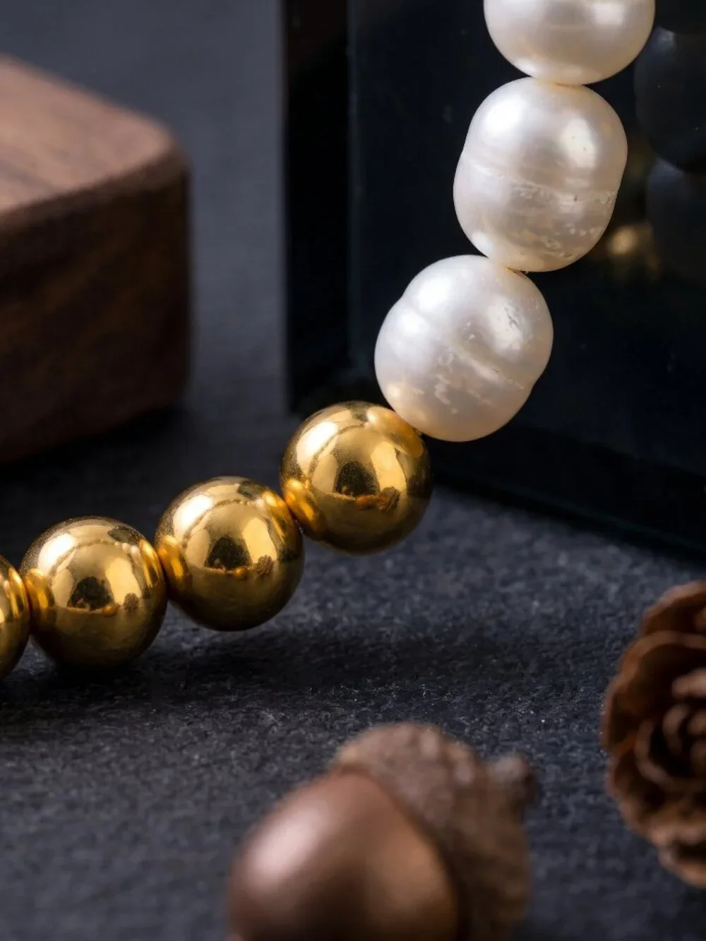 Freshwater Pearl Gold Bead Stretch Bracelet Stackable Old Money Boho Chic 6.3